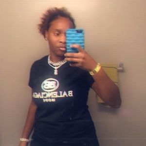 Meet your Posher, Shawnice